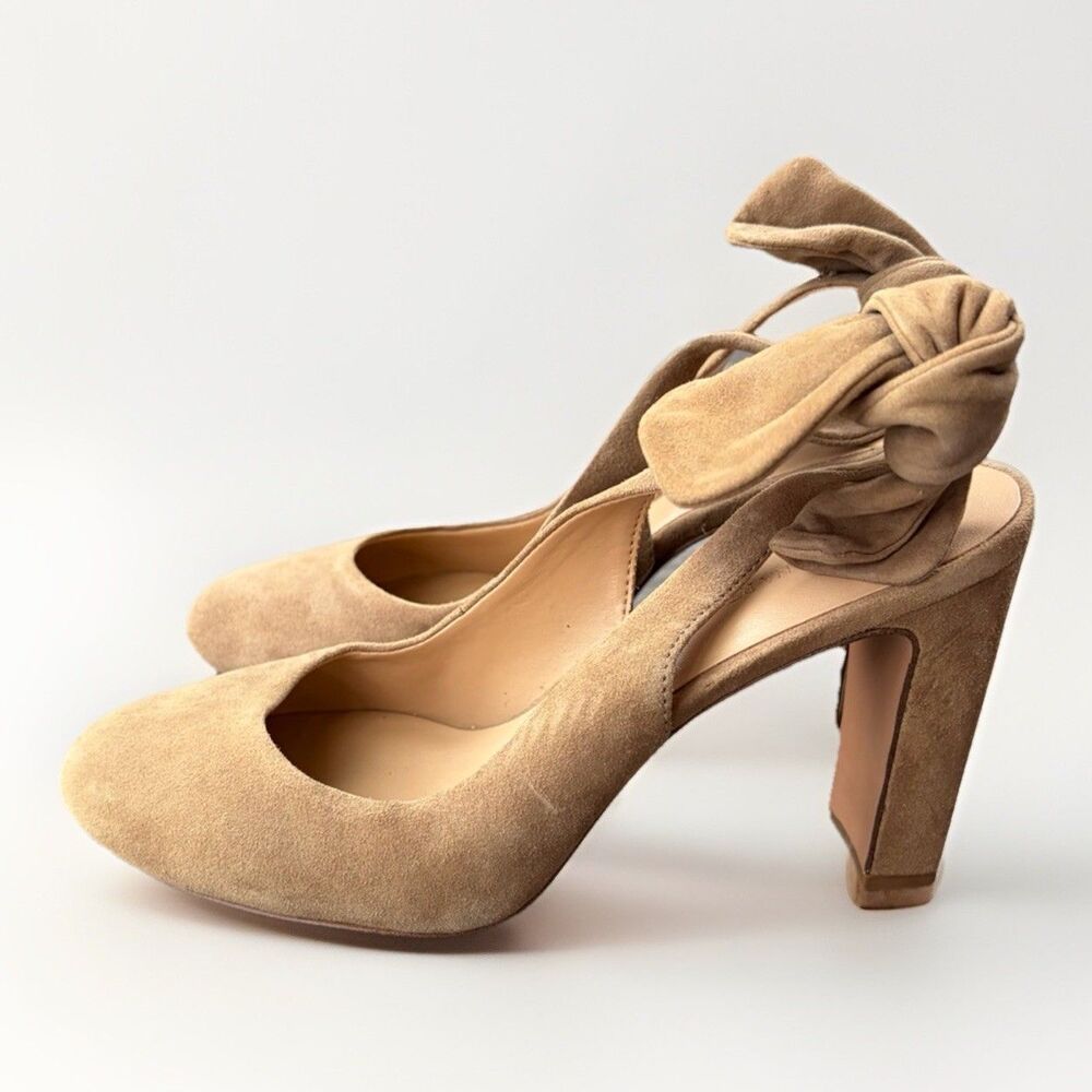 Banana Republic Tan Suede Bow Slingback Heels Almond Toe Block Heel Pump Size 8